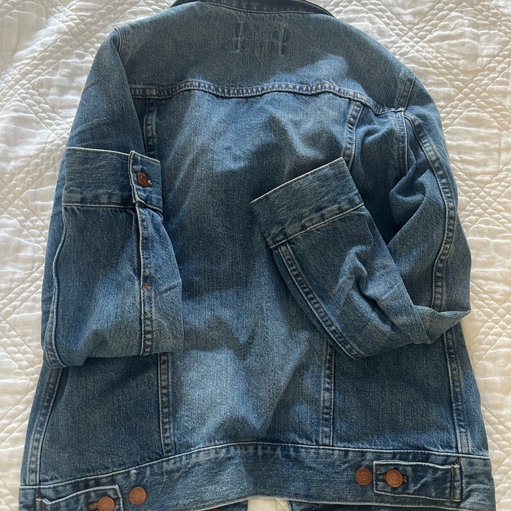 Madewell Classic Denim Jacket - Picture 4 of 4